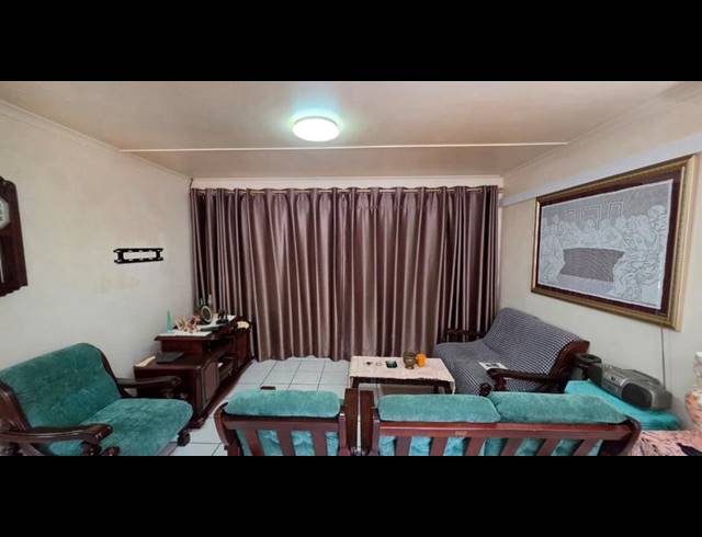 3 BEDROOM SIMPLEX FOR SALE IN ESCOMBE